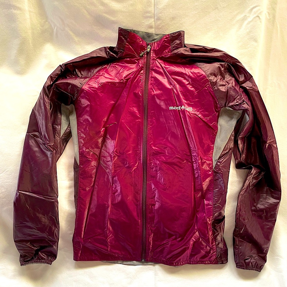 Montbell lightweight wind shell- medium